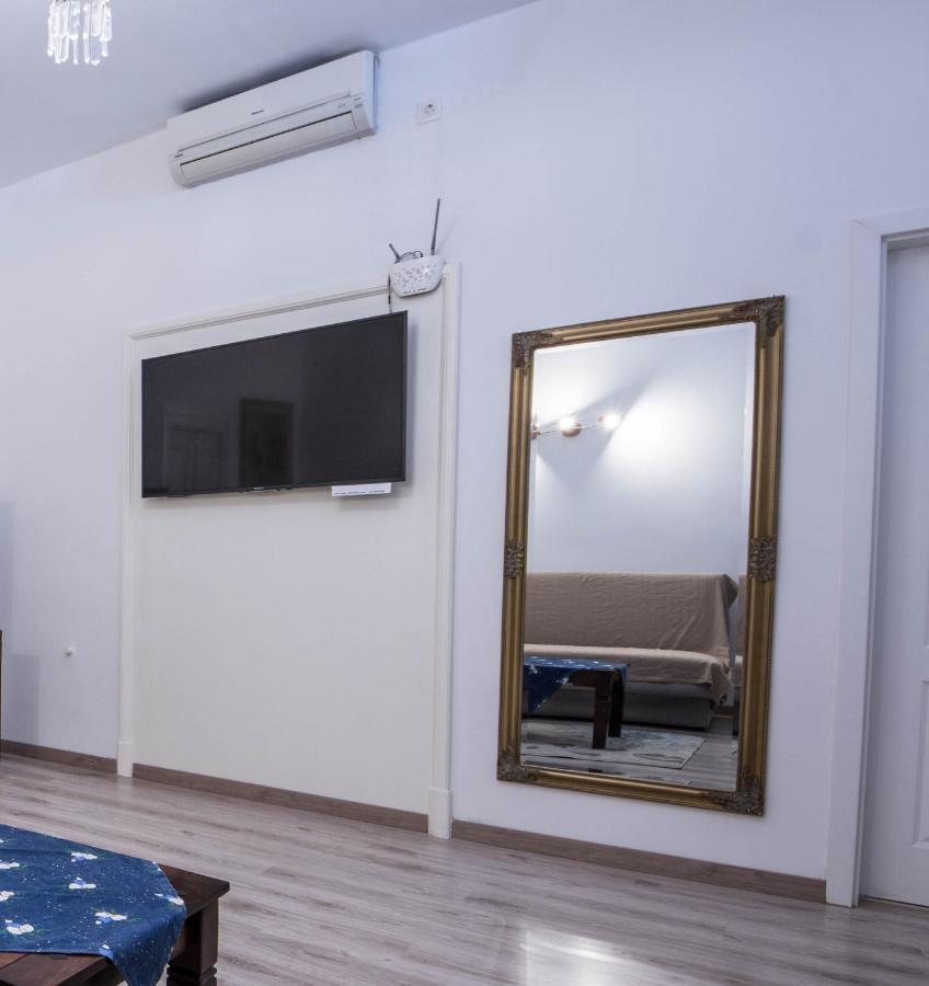 Rauch Apartma Pula